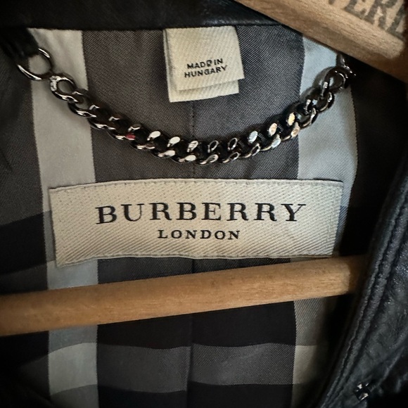 Burberry Biker Jacket Black Leather Quilted Belted Lambskin Moto Check - Picture 6 of 7